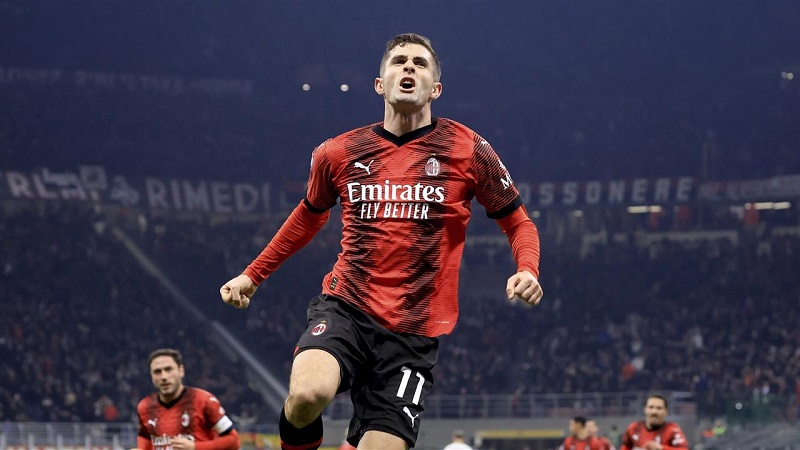 C?u th? Christian Pulisic ?? bùng n? cùng AC Milan t?i mùa gi?i 2024-25