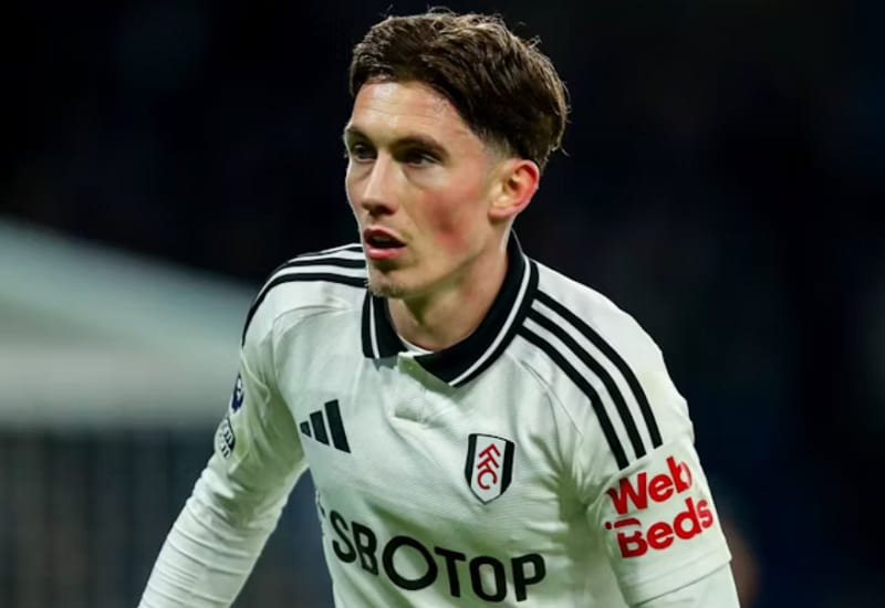 Fulham “chốt hạ” bộ ba ngôi sao Wilson, Traore, Jimenez đến 2026