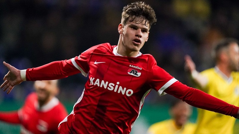 Liverpool rục rịch đón Milos Kerkez sau bom tấn Frimpong